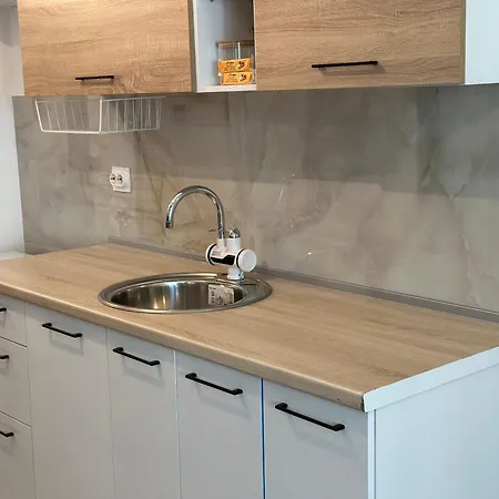 New Lux Apartman Szkopje